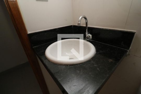 Banheiro de apartamento para alugar com 1 quarto, 38m² em Vila Formosa, São Paulo