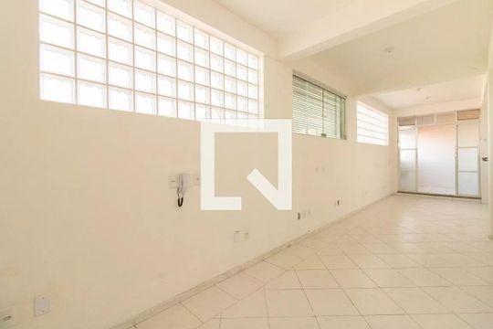 Casa à venda com 7 quartos, 500m² em Vila Medeiros, São Paulo