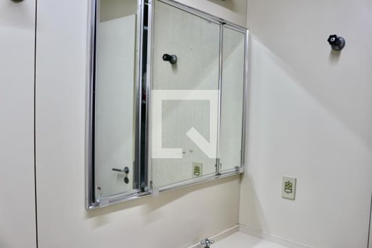 Apartamento para alugar com 4 quartos, 220m² em Pitangueiras, Guarujá