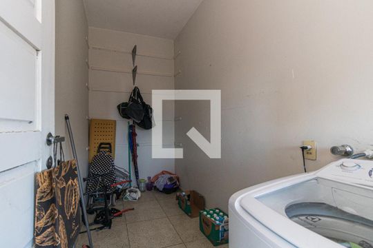 Quarto de Serviço de apartamento à venda com 3 quartos, 99m² em Santa Cecília, Porto Alegre