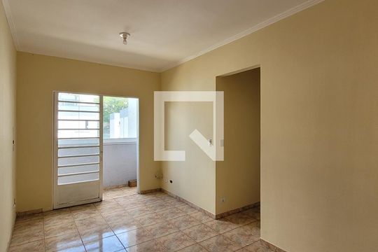 Apartamento para alugar com 2 quartos, 56m² em Vila Virgínia, Itaquaquecetuba