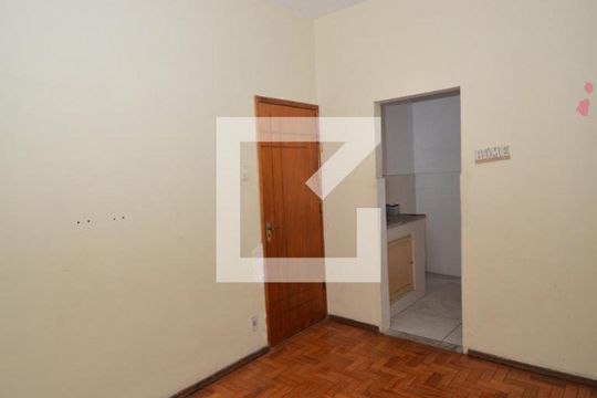 Sala de apartamento para alugar com 3 quartos, 70m² em Madureira, Rio de Janeiro