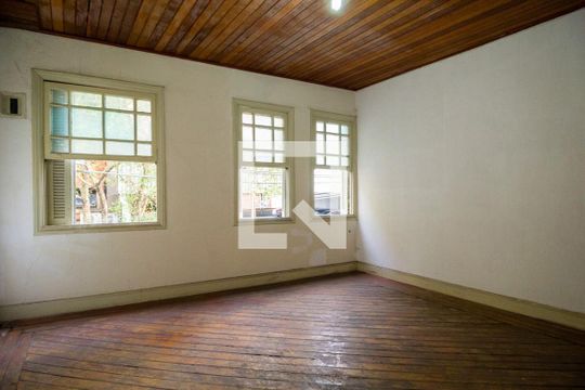 Sala de apartamento para alugar com 1 quarto, 65m² em Liberdade, São Paulo