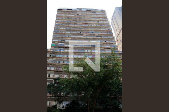 Fachada de kitnet/studio para alugar com 1 quarto, 30m² em Bela Vista, São Paulo