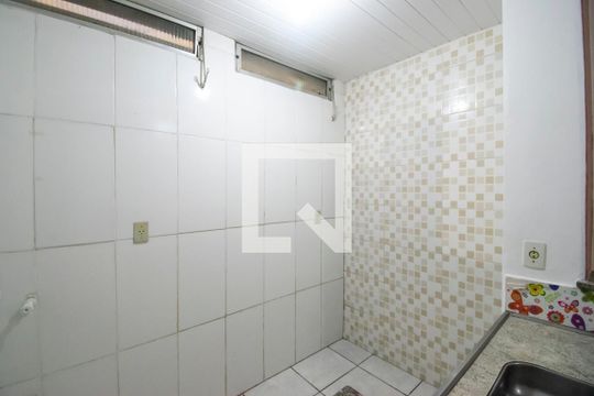 Cozinha de apartamento para alugar com 1 quarto, 38m² em Menino Deus, Porto Alegre