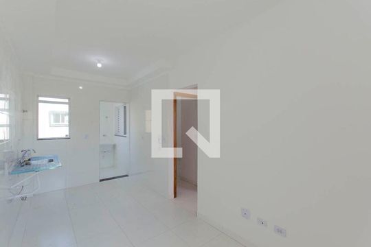Sala e Cozinha Integrada de apartamento para alugar com 2 quartos, 35m² em Parque Maria Luiza, São Paulo