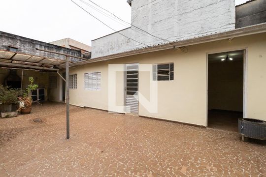 Área Externa de casa à venda com 5 quartos, 180m² em Jardim do Lago, Jundiaí
