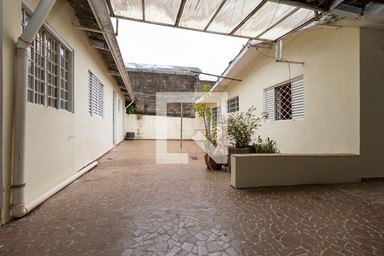 Área Externa de casa à venda com 5 quartos, 180m² em Jardim do Lago, Jundiaí