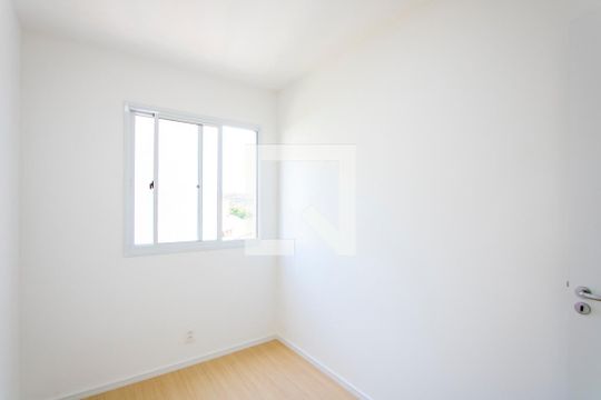 Quarto 2 de apartamento para alugar com 2 quartos, 37m² em Parque São Vicente, Mauá