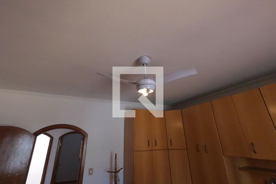 Suíte de casa à venda com 4 quartos, 120m² em Vila Santa Maria, Guarulhos