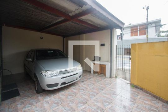 Garagem de casa à venda com 3 quartos, 140m² em Campo Belo, São Paulo