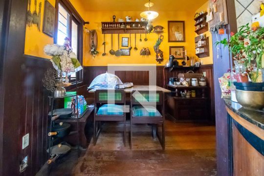 Copa de casa à venda com 6 quartos, 607m² em Vila Assunção, Porto Alegre