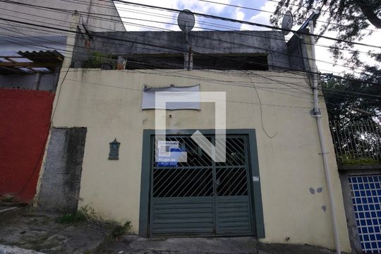 Fachada de casa à venda com 1 quarto, 90m² em Vila Moraes, São Paulo