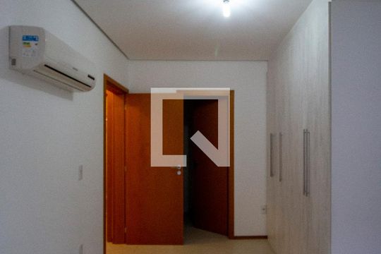 Quarto 02 - suíte de apartamento para alugar com 2 quartos, 72m² em Campeche, Florianópolis