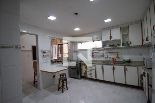 Cozinha de apartamento à venda com 4 quartos, 428m² em Recreio dos Bandeirantes, Rio de Janeiro