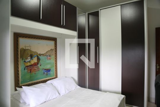 Quarto 1 suite de casa para alugar com 5 quartos, 506m² em Maracanã, Praia Grande
