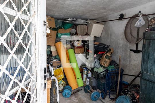 Porao de casa à venda com 4 quartos, 216m² em Vila Natália, São Paulo