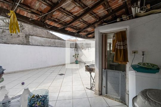 Quintal de casa à venda com 4 quartos, 216m² em Vila Natália, São Paulo