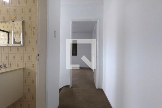 Corredor de casa à venda com 2 quartos, 128m² em Ponte Grande, Guarulhos