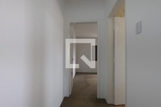 Corredor de casa à venda com 2 quartos, 128m² em Ponte Grande, Guarulhos