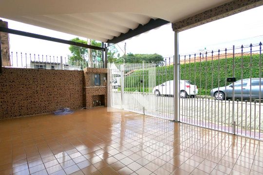 Garagem de casa à venda com 2 quartos, 128m² em Ponte Grande, Guarulhos