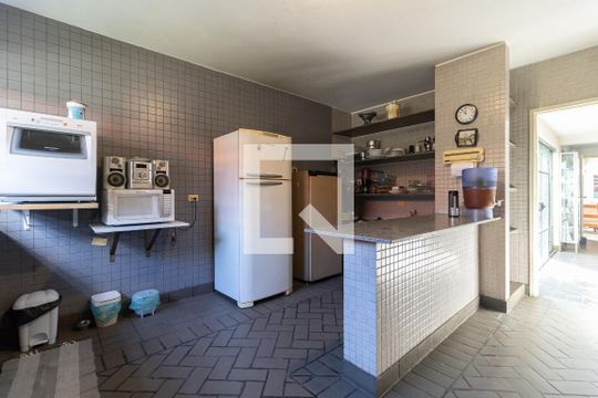 Cozinha de casa à venda com 3 quartos, 430m² em Vila Brasilio Machado, São Paulo