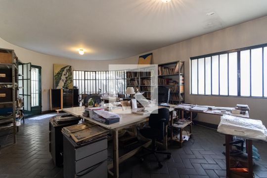 Sala de casa à venda com 3 quartos, 430m² em Vila Brasilio Machado, São Paulo