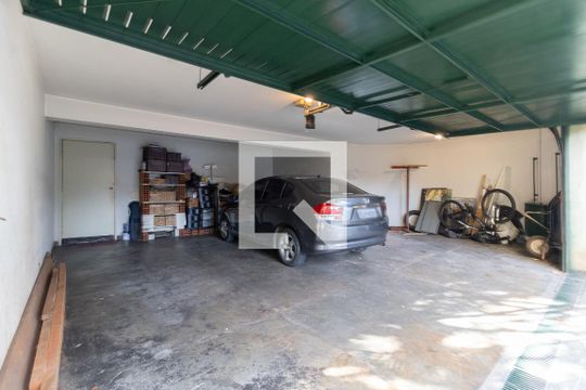 Garagem de casa à venda com 3 quartos, 430m² em Vila Brasilio Machado, São Paulo