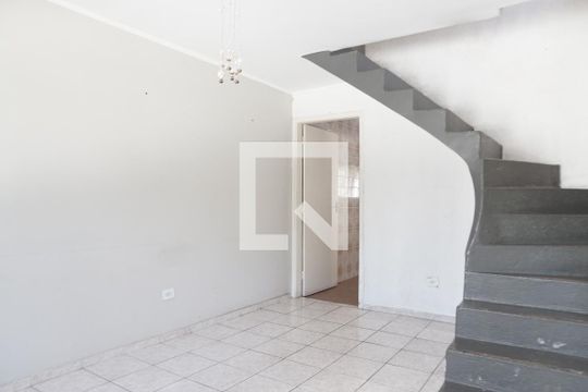 Casa à venda com 3 quartos, 135m² em Vila Basileia, São Paulo