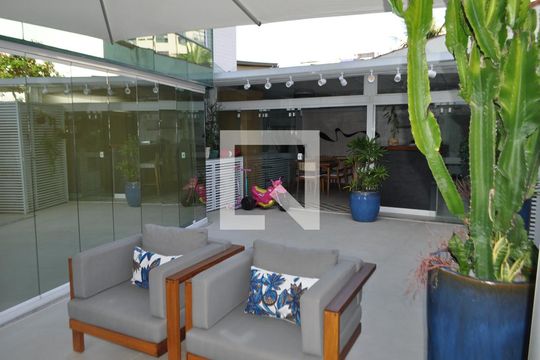 Área comum de apartamento para alugar com 3 quartos, 225m² em Freguesia (jacarepaguá), Rio de Janeiro