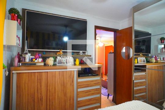 Apartamento à venda com 2 quartos, 40m² em Mário Quintana, Porto Alegre