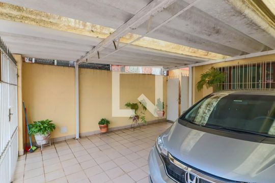 Garagem de casa à venda com 3 quartos, 190m² em Jaguaré, São Paulo