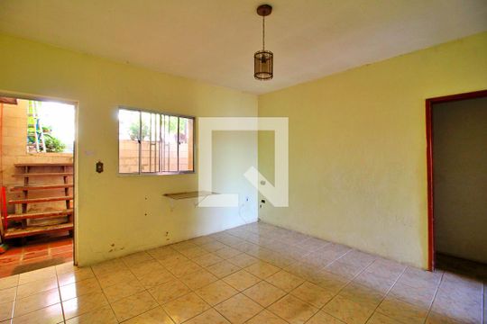 Sala 2 de casa à venda com 4 quartos, 266m² em Vila Valparaíso, Santo André