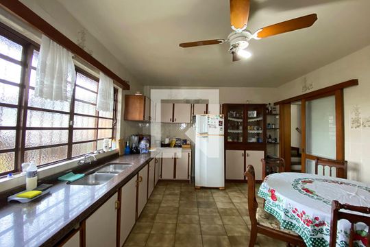 Cozinha de casa à venda com 3 quartos, 180m² em Rincão, Novo Hamburgo
