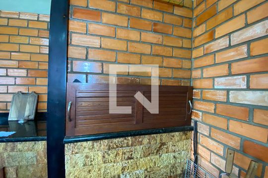 Churrasqueira de casa à venda com 3 quartos, 180m² em Rincão, Novo Hamburgo