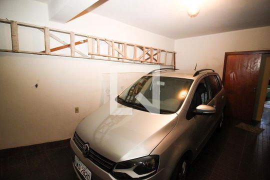Garagem de casa à venda com 4 quartos, 178m² em Partenon, Porto Alegre