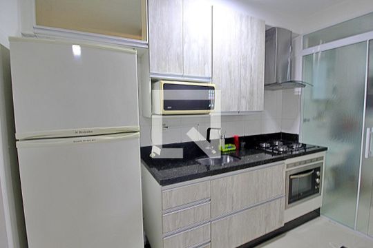 Cozinha - Armários de apartamento para alugar com 2 quartos, 54m² em Jardim Pedroso, Mauá