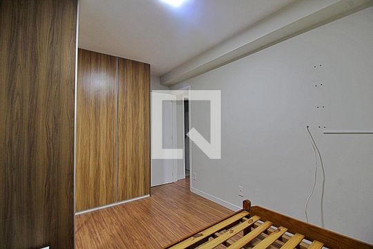 Quarto 2 de apartamento para alugar com 2 quartos, 54m² em Jardim Pedroso, Mauá