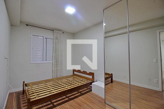 Quarto 2 de apartamento para alugar com 2 quartos, 54m² em Jardim Pedroso, Mauá