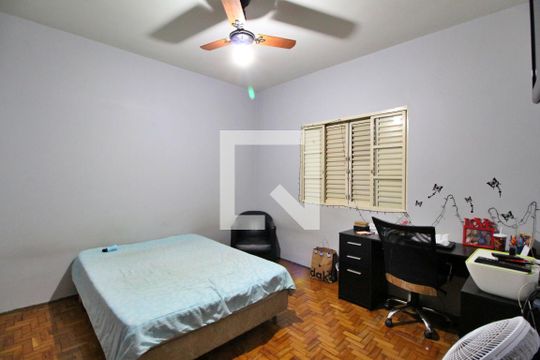Quarto 1 de casa à venda com 3 quartos, 137m² em Vila Lemos, Campinas