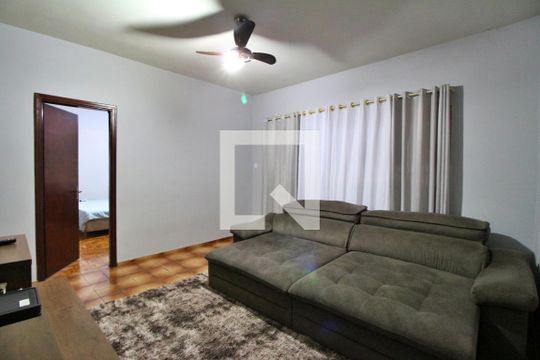 Sala de casa à venda com 3 quartos, 137m² em Vila Lemos, Campinas