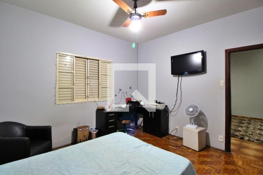 Quarto 1 de casa à venda com 3 quartos, 137m² em Vila Lemos, Campinas