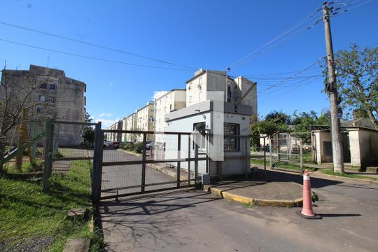 Fachada de apartamento para alugar com 2 quartos, 47m² em Rio Branco, Canoas