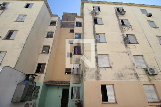 Placa de apartamento para alugar com 2 quartos, 47m² em Rio Branco, Canoas
