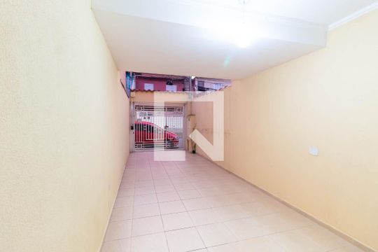 Garagem de casa à venda com 3 quartos, 125m² em Jardim Fernandes, São Paulo