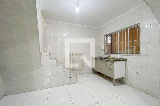 Cozinha de casa para alugar com 4 quartos, 220m² em Jaguaribe, Osasco