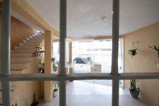 Vista da Sala de casa para alugar com 4 quartos, 220m² em Jaguaribe, Osasco