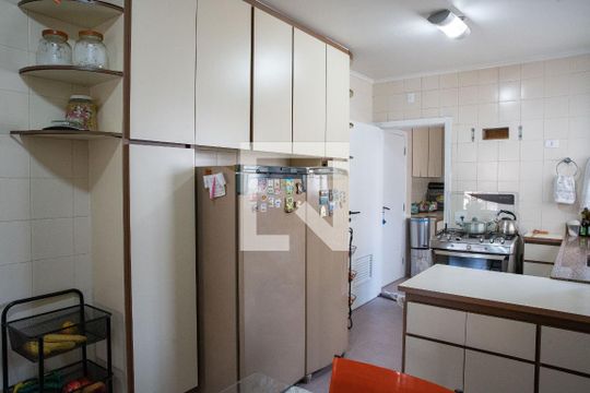 Cozinha de apartamento à venda com 4 quartos, 187m² em Perdizes, São Paulo