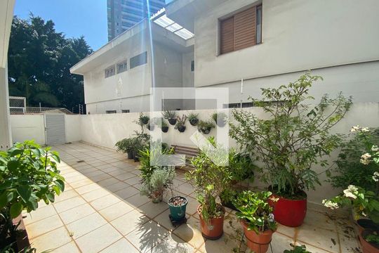 Area Comum de apartamento para alugar com 3 quartos, 109m² em Aclimação, São Paulo
