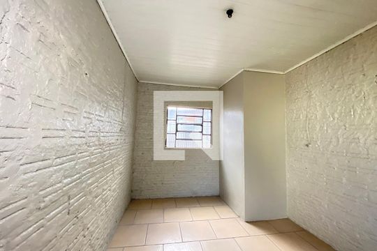 Sala de casa à venda com 6 quartos, 50m² em Santos Dumont, São Leopoldo